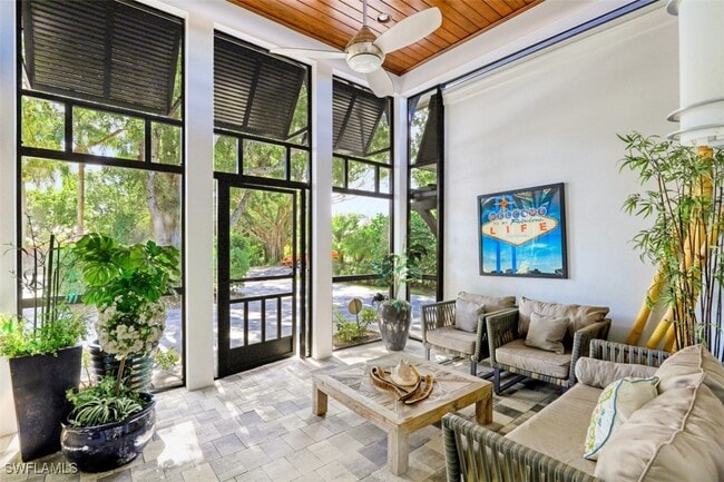 Photo - 1199 9th Ave N