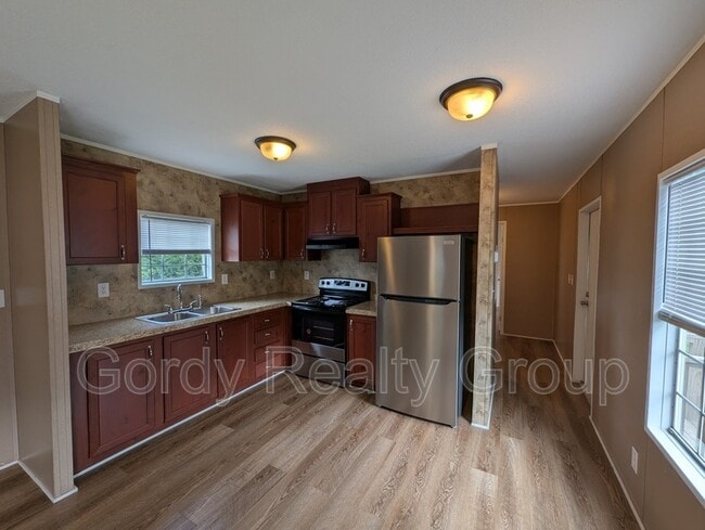 Photo - 6948 Illinois St