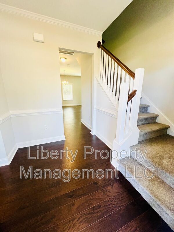 Photo - 326 Countryside Dr