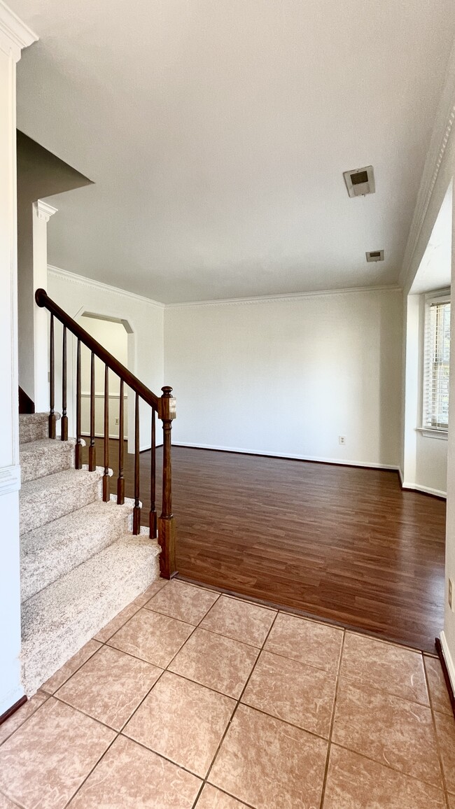 Photo - 1021 River Birch Ct
