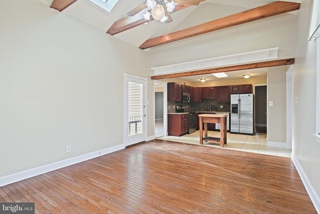 Photo - 20657 Anndyke Way