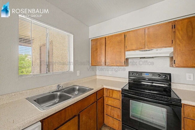 737 W 1st Ave Unit 201
