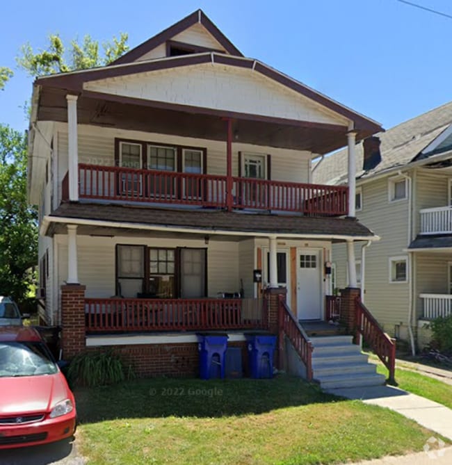 Building Photo - 12702 Iowa Ave Unit Uni 2 Rental