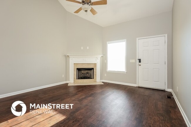 Photo - 6016 Blue Hole Way