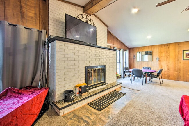 928 Welch Ln Unit SI ID1545861P