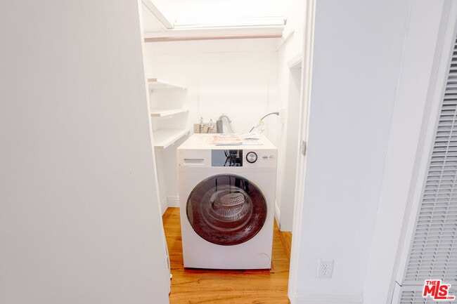 Photo - 446 S St Andrews Pl Unit 3