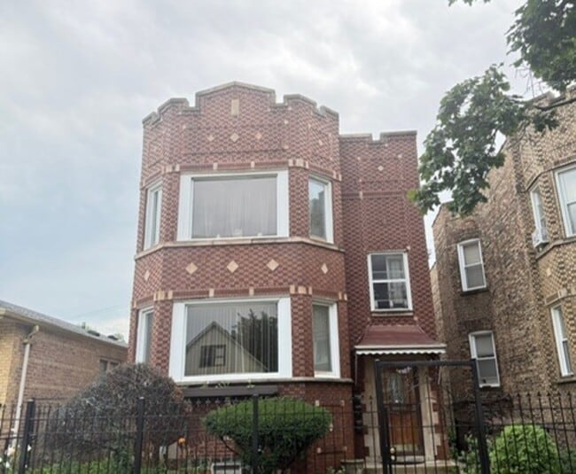 Building Photo - 8347 S Peoria St