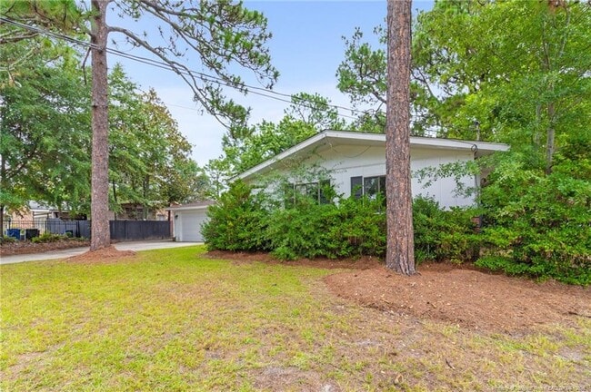 Photo - 1907 Martindale Dr