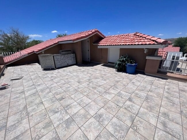 Photo - 3BR 2Ba Boat Deep Hightop Garage & Colorado River Views