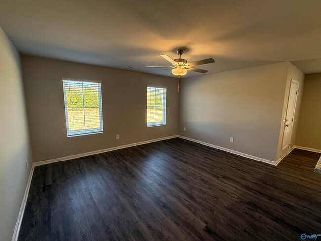 Photo - 151 Olde Hearth Rd