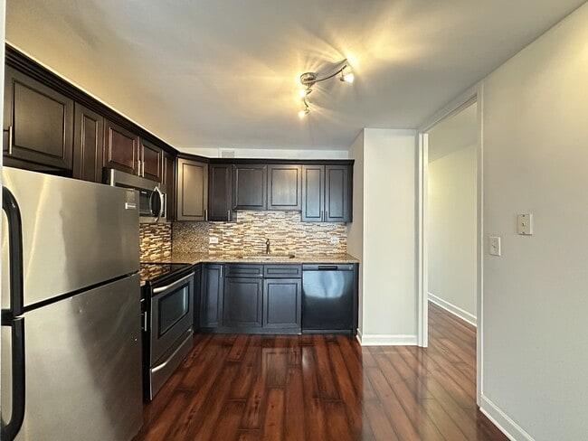 Photo - 1442 N Dearborn St Unit F12