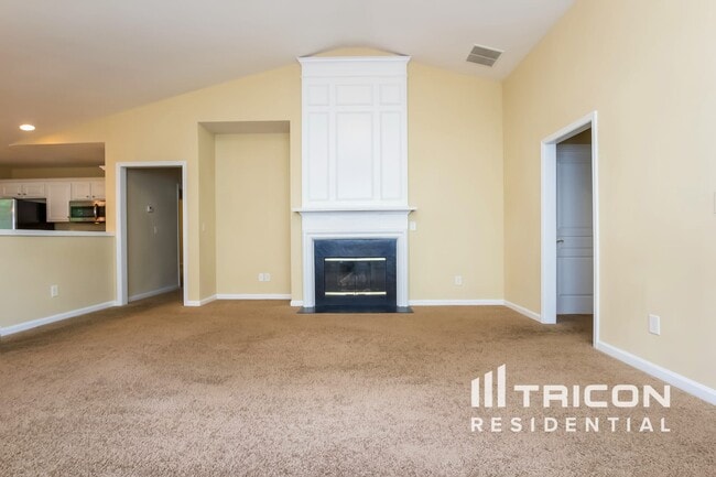 Photo - 6610 Waveland Dr