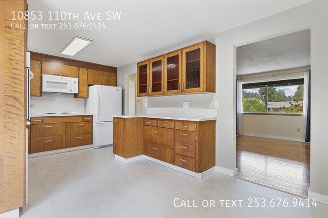 10853 110th Ave SW