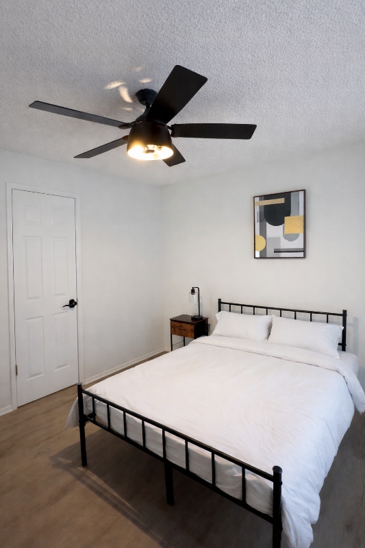 Building Photo - 2222 W Morningside Dr