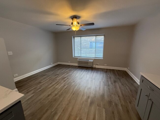 Photo - 744 W Gordon Terrace Unit 310