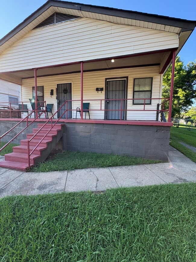 Building Photo - 120 Jerry Coleman St Unit 120 B