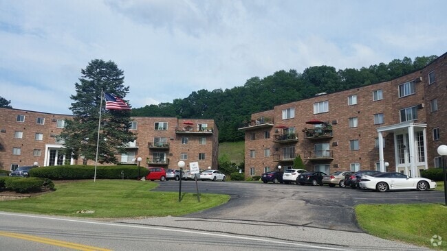 Building Photo - 315 Solon Rd Rental