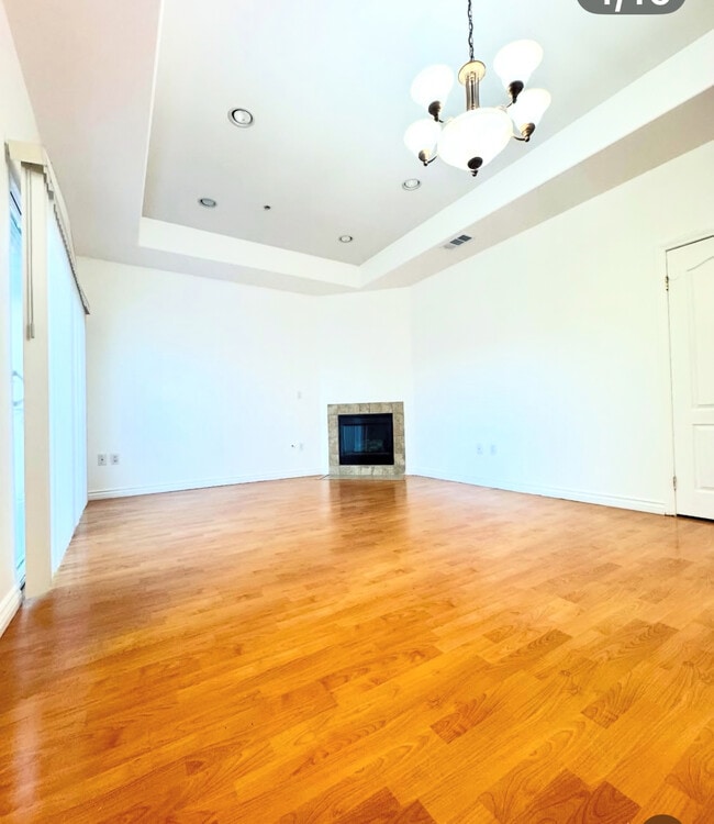 Photo - 303 W Verdugo Ave Unit 103