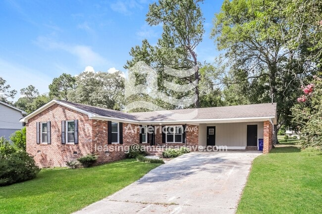 Photo - 2557 Saratoga Dr