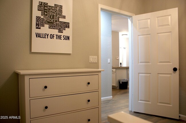 Photo - 525 N Miller Rd