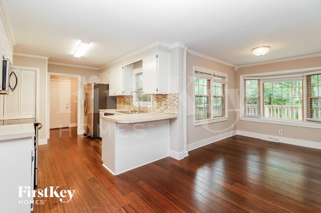 Photo - 120 Fox Chase Dr