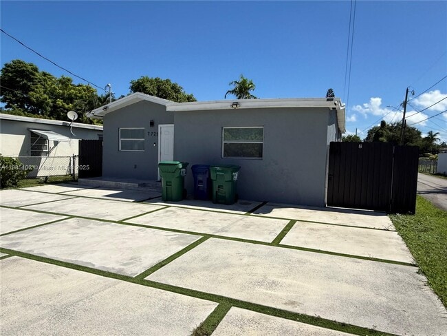 Building Photo - 7721 NW 10th Ave Unit 2