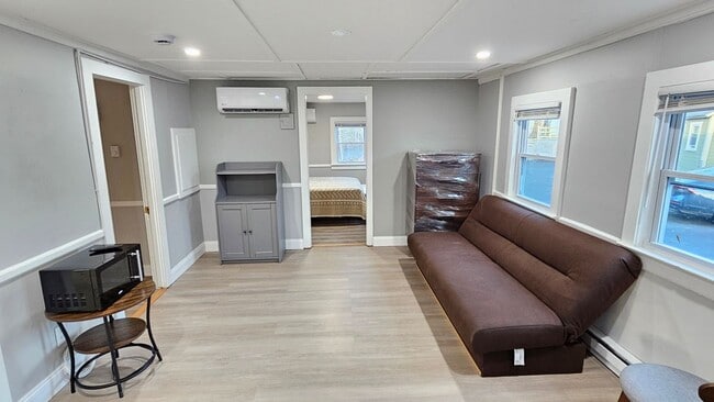 Photo - 825 Scenic Hwy