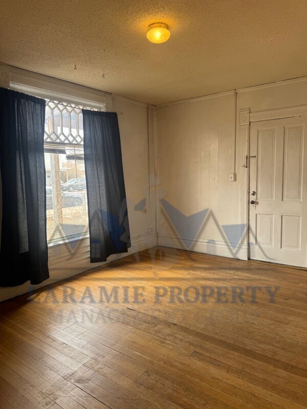 Photo - 614 S 5th St Unit 2