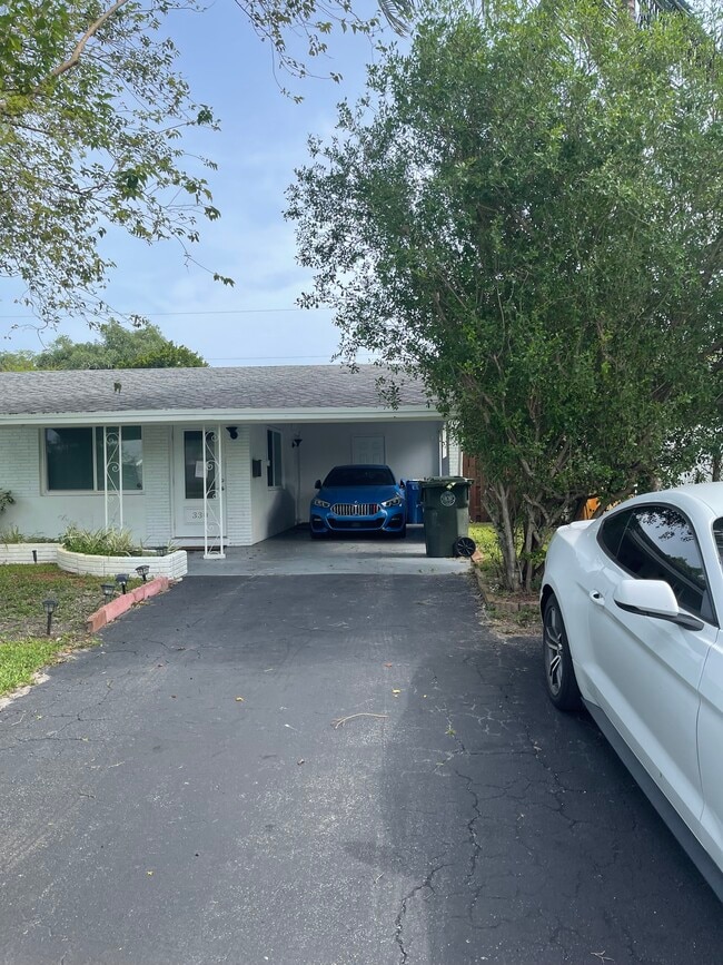 Photo - 330 NE 42nd Ct Casa