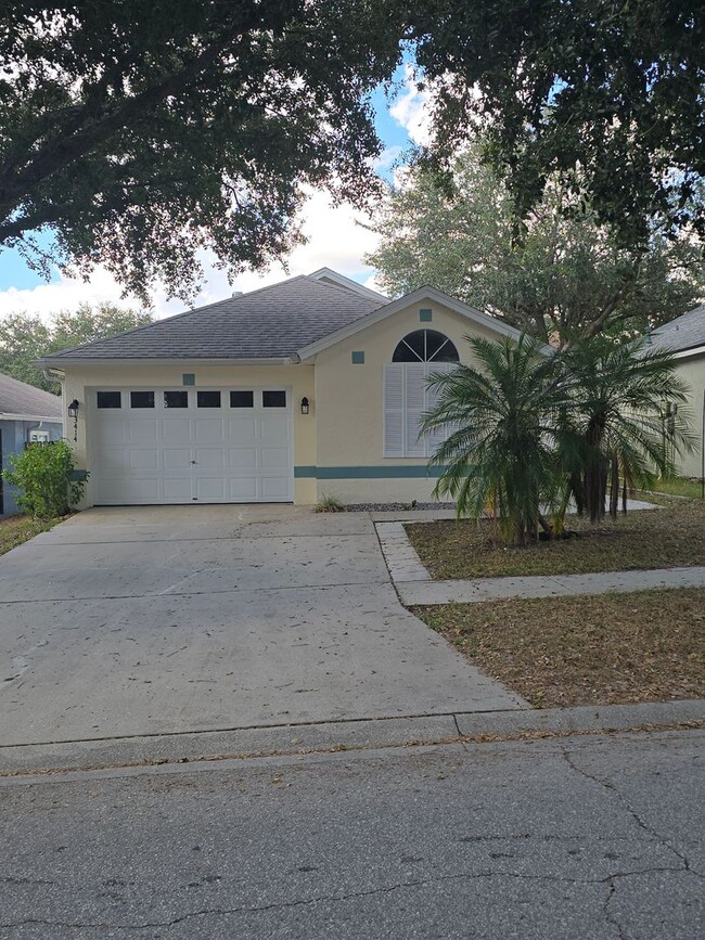 Building Photo - 3/2 Home in Valrico