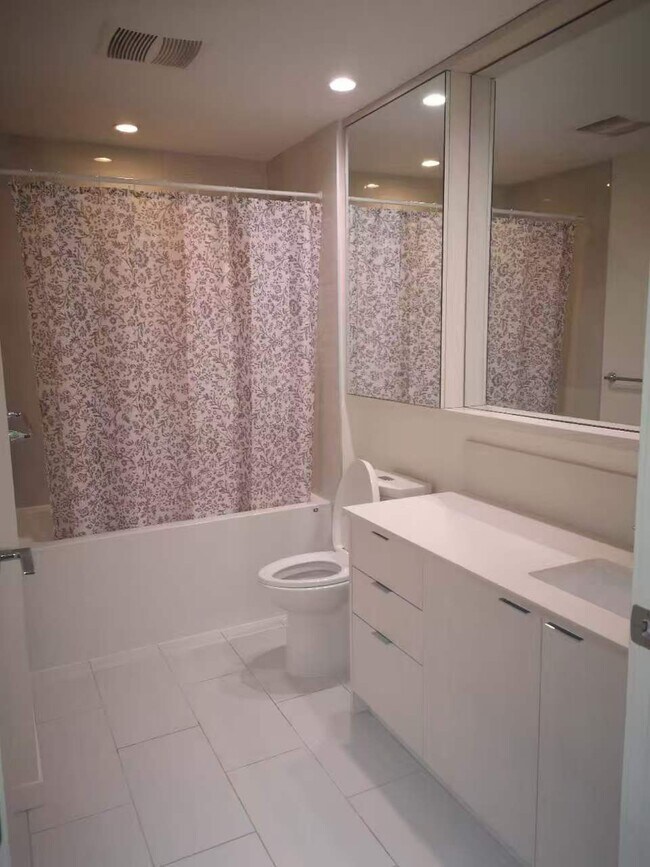 Photo - 5051 Imperial St