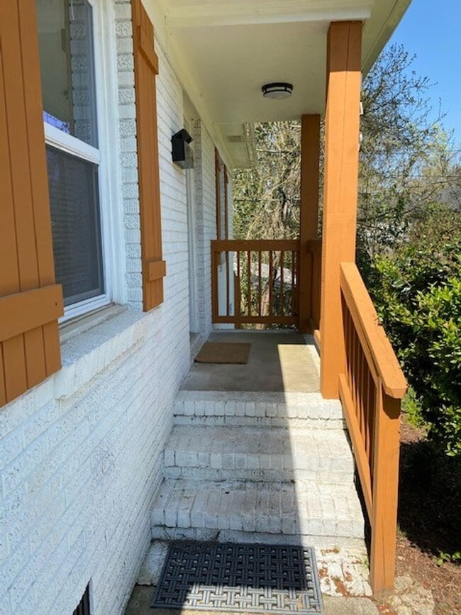 Photo - Minutes from Uptown!  100% Renovated!