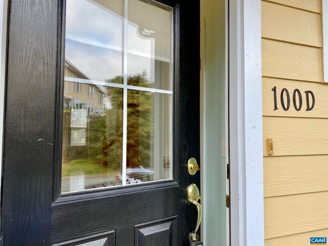 Building Photo - 100 Melbourne Park Circle