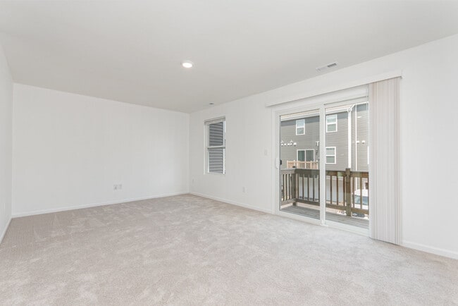 Photo - 2131 Sassafras Wy