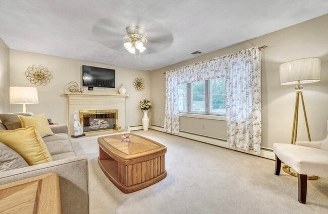 Photo - 43 Deerfield Ave