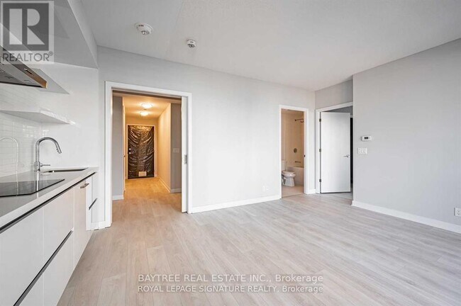 Photo - 2221 Yonge St Unit 1701