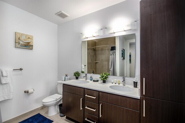 Photo - 2002 Holcombe Blvd Unit SI ID1359170P