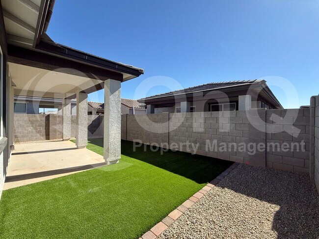 Photo - 17421 W Daley Ln