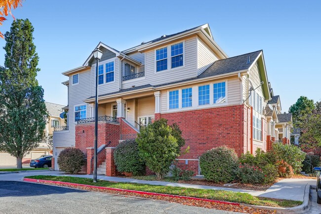 Photo - Spacious 3-Bedroom Townhome in Prime Denve...