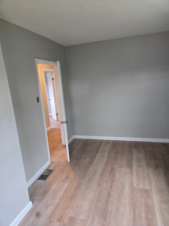 Photo - 709 Dale St Unidad 2