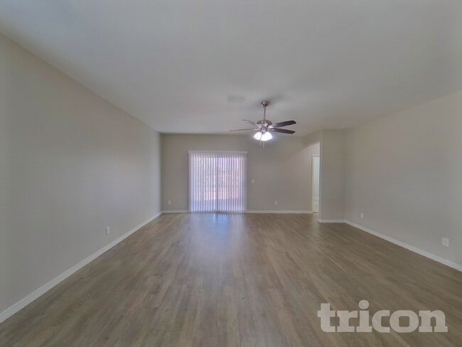 Photo - 19401 N Nocera Rd