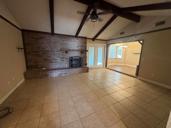 Photo - 2113 Selma Dr