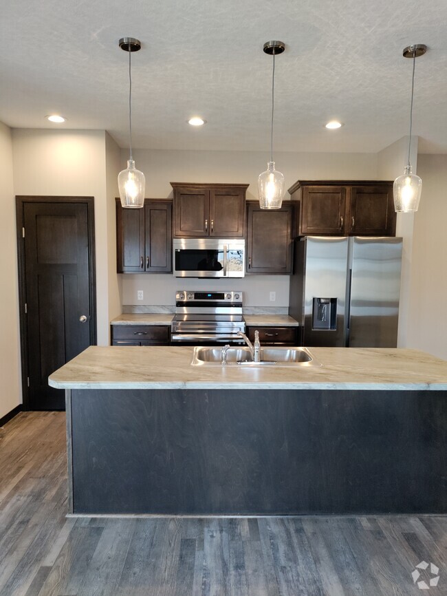 Building Photo - 9402 W Dolores Dr Rental