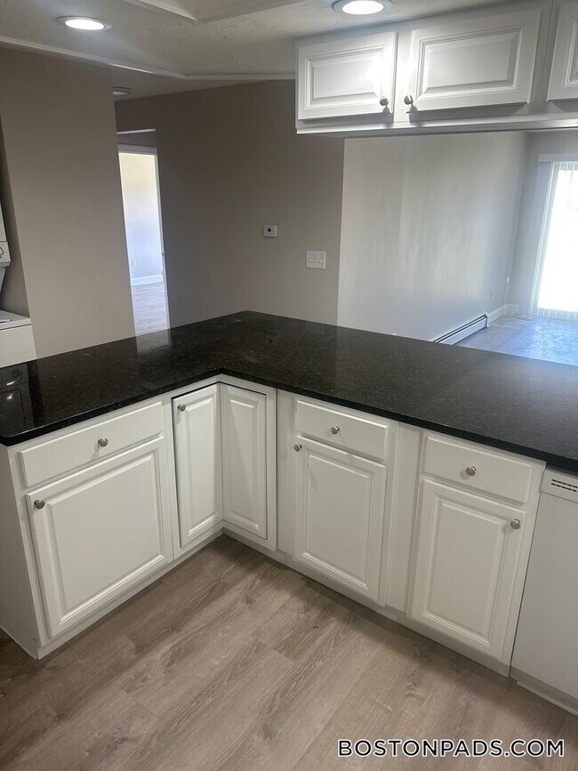 Photo - 13-27 Kenmar Dr. Unit 13