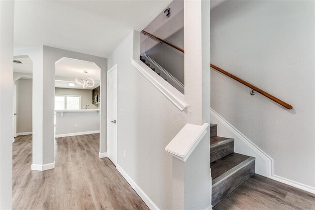 Photo - 1408 Poppy Seed Ln