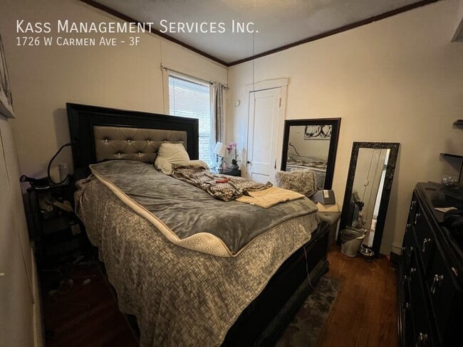 Photo - 1726 W Carmen Ave Unidad 3F