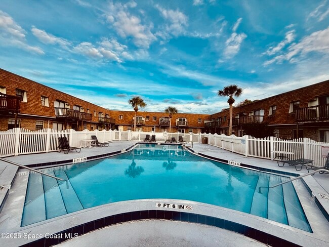 Photo - 1301 Arlington Ln NE