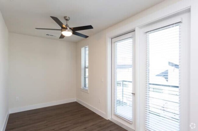 Building Photo - 1 bedroom in Austin TX 78752 Unit 117 Rental