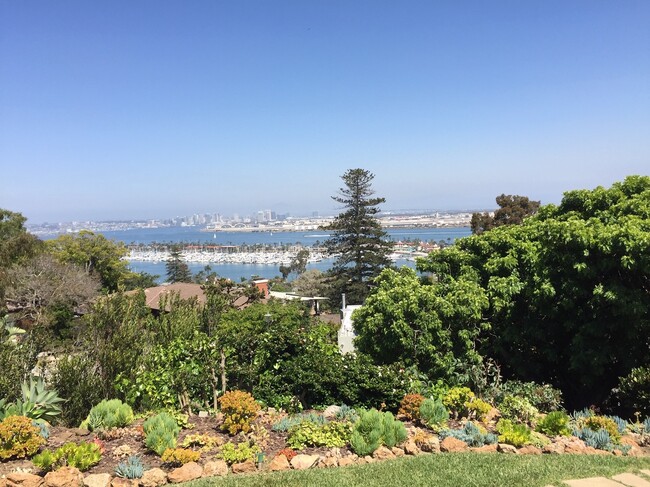 view from 2nd floor - 432 La Crescentia Dr House