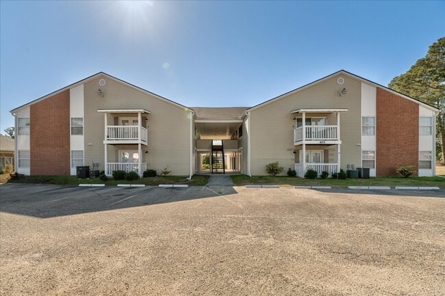 Building Photo - 403 S Thomas Rd Unit C